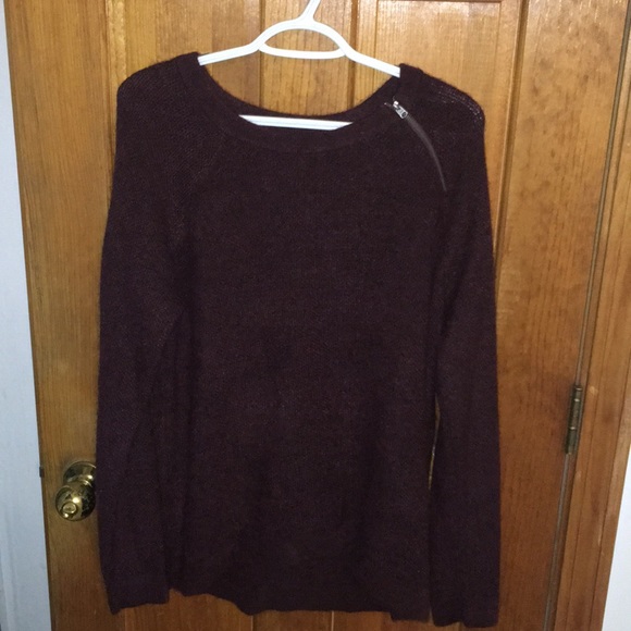 Abercrombie & Fitch Sweaters - Abercrombie Sweater